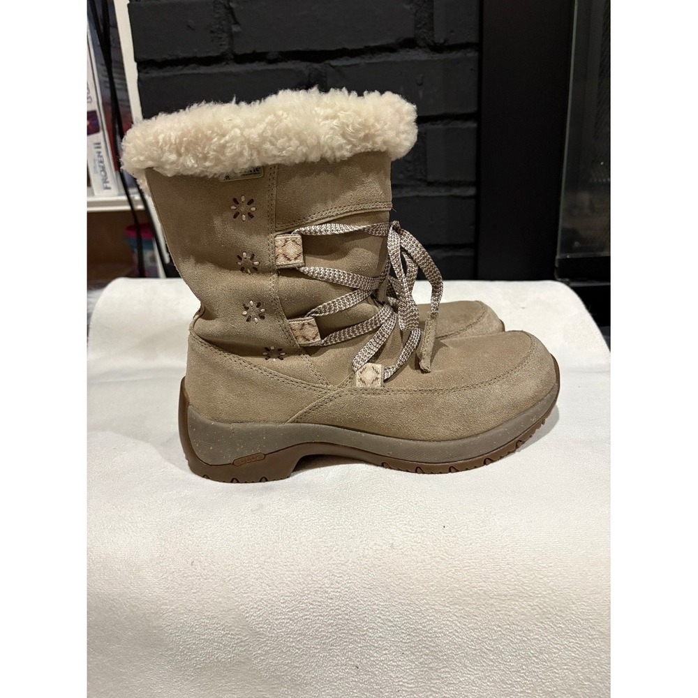 Ulu Womens Waterproof Suede Winter Boots Tan Lace Up Shearling Trim Size 8 - Picture 4 of 8